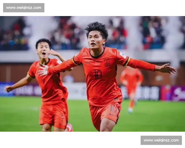 国足体脂率超苏超一倍！草根腹肌完爆职业队，训练态度成致命伤